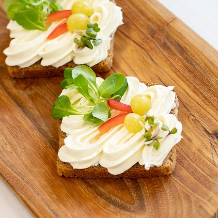 Česnekový chlebíček