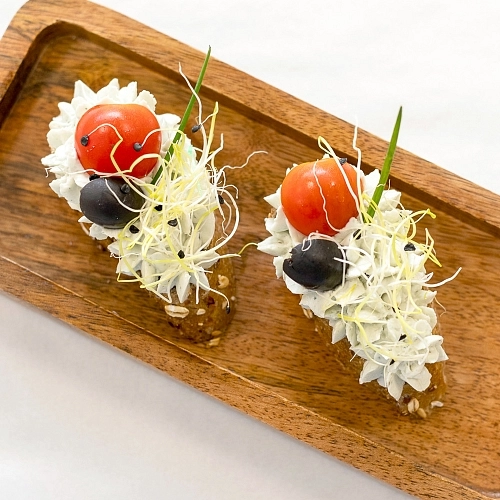 Kanapka s nivou a sýrem